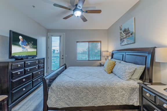 Superstition Lakes Manor